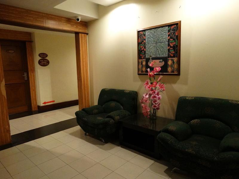 Cherry Blossoms Hotel Manila Exteriör bild